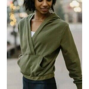 ZYIA Active Calmness Pocket V-Neck Cropped Hoodie Sweatshirt Olive Size Small